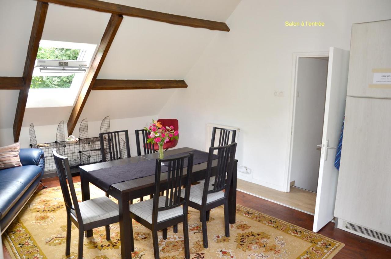 Appartement Charmant Orgnac-Sur-Vezere Avec Jardin Et Parking Kültér fotó