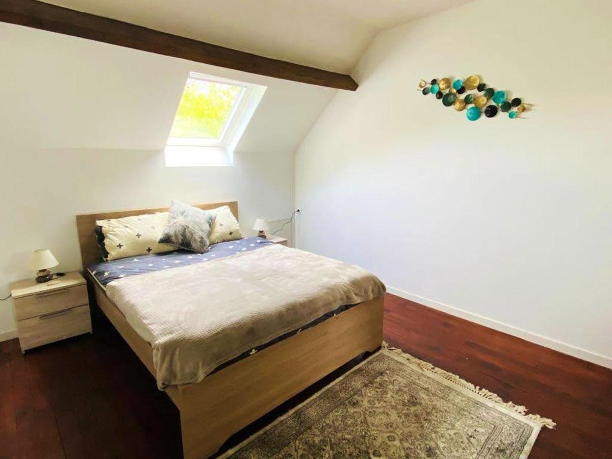 Appartement Charmant Orgnac-Sur-Vezere Avec Jardin Et Parking Kültér fotó